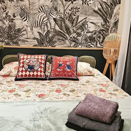 Apartment Nearby Tour Eiffel Rich Area In Paris